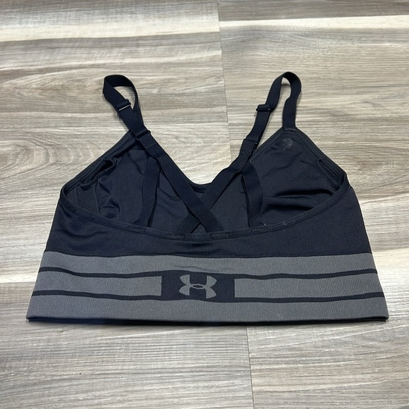 Under Armour black athletic bra size  small - Picture 6 of 6